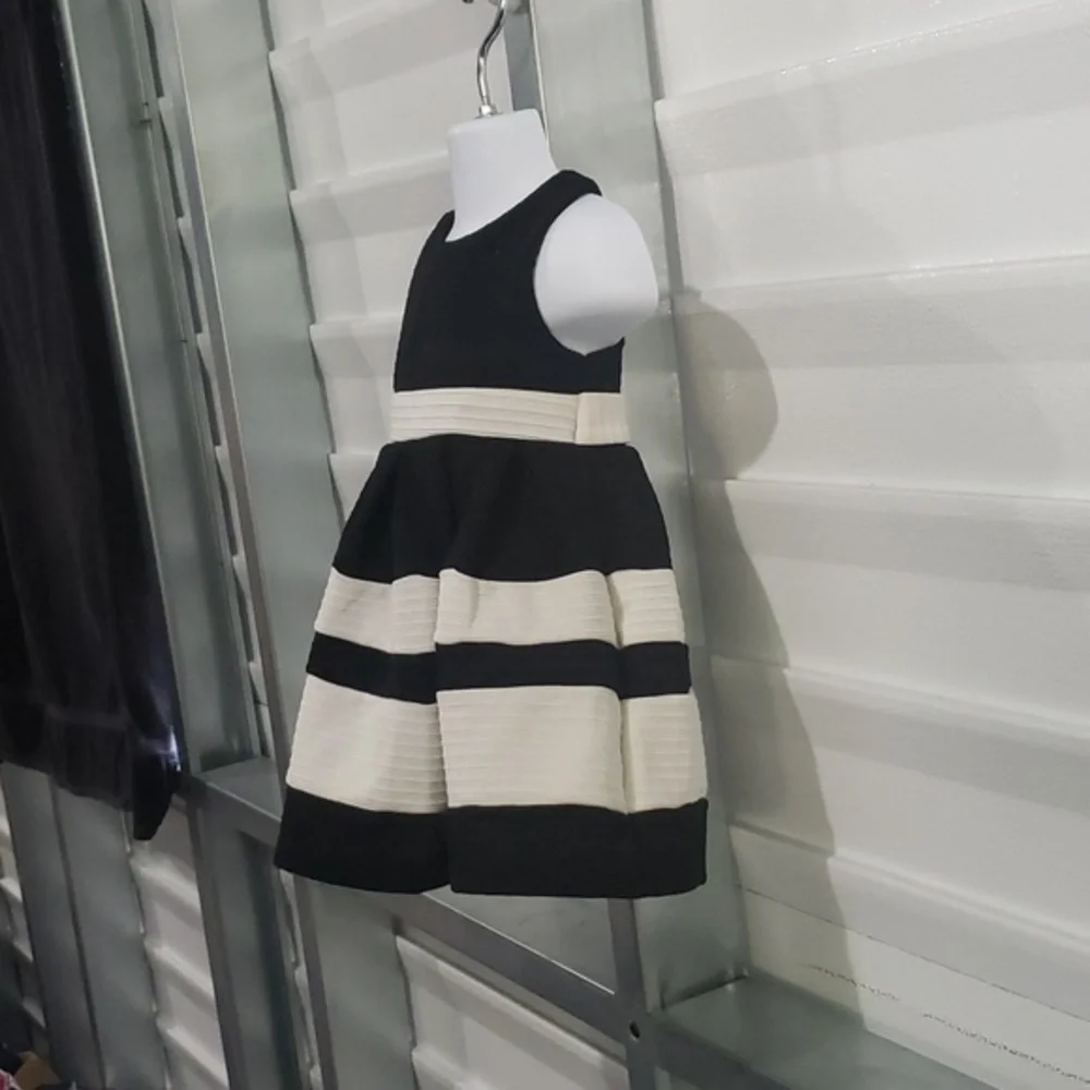 Toddler‎ dress size 2T